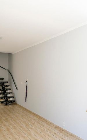Casa para alugar com 236m², 3 quartos e 3 vagasQuintal