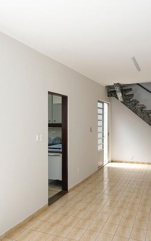Casa para alugar com 236m², 3 quartos e 3 vagasQuintal