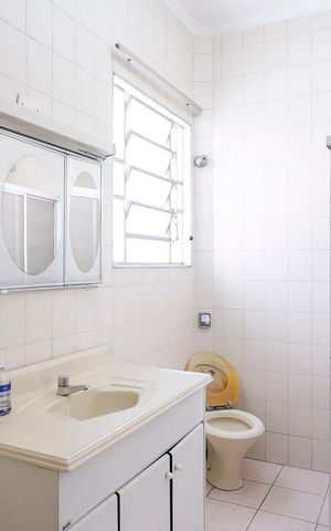 Casa para alugar com 236m², 3 quartos e 3 vagasBanheiro