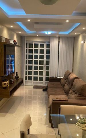 Casa à venda com 330m², 3 quartos e 2 vagas