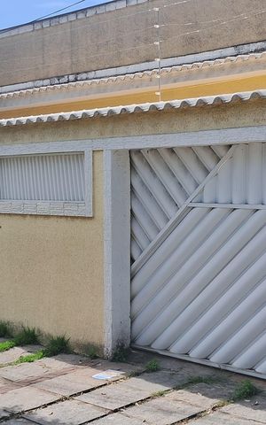 Casa à venda com 330m², 3 quartos e 2 vagas