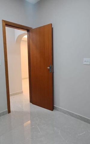 Casa à venda com 197m², 4 quartos e 4 vagas Casa à venda com 197m², 4 quartos e 4 vagasQuarto