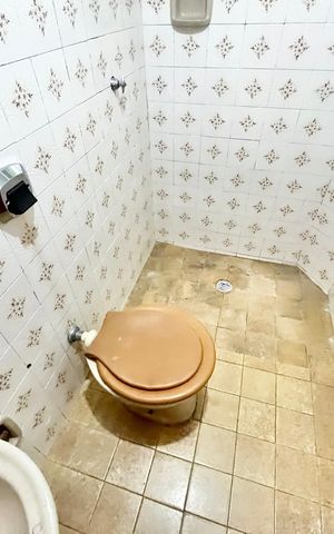 Casa à venda com 105m², 3 quartos e 1 vaga Casa à venda com 105m², 3 quartos e 1 vagaBanheiro 2
