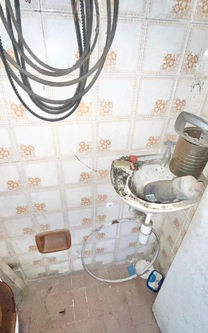 Casa à venda com 105m², 3 quartos e 1 vaga Casa à venda com 105m², 3 quartos e 1 vagaBanheiro de serviço
