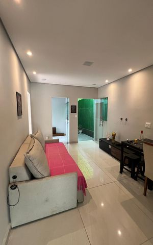 Casa à venda com 210m², 3 quartos e 2 vagas Casa à venda com 210m², 3 quartos e 2 vagasSala