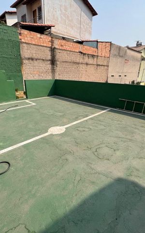 Casa à venda com 210m², 3 quartos e 2 vagas Casa à venda com 210m², 3 quartos e 2 vagasÁrea externa