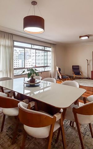 Apartamento à venda com 234m², 3 quartos e 2 vagas