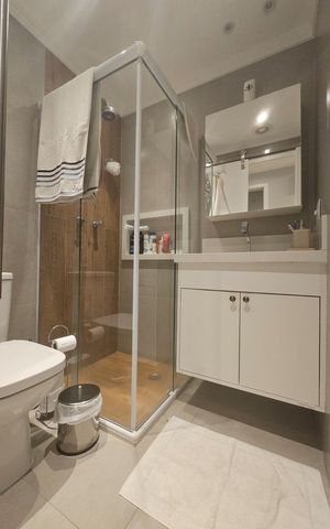 Apartamento à venda com 67m², 2 quartos e 1 vaga Apartamento à venda com 67m², 2 quartos e 1 vagaBanheiro social