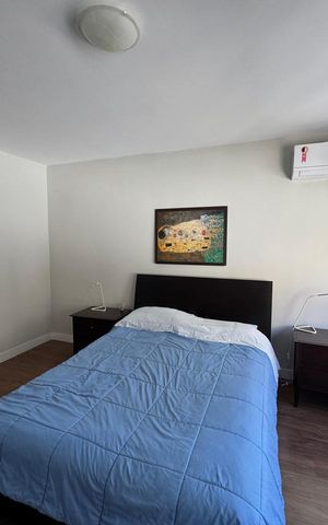 Casa à venda com 291m², 4 quartos e 4 vagas Casa à venda com 291m², 4 quartos e 4 vagasQuarto