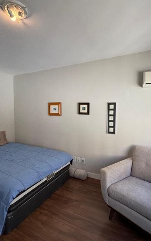 Casa à venda com 291m², 4 quartos e 4 vagas Casa à venda com 291m², 4 quartos e 4 vagasQuarto