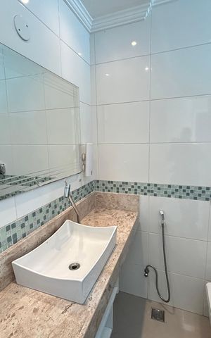 Casa à venda com 390m², 4 quartos e 2 vagasBanheiro 1