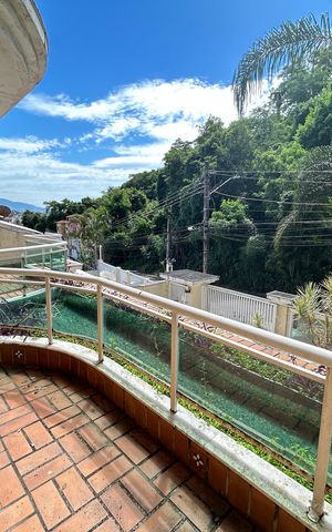 Casa à venda com 390m², 4 quartos e 2 vagasVaranda do Quarto 1