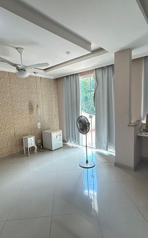 Casa à venda com 390m², 4 quartos e 2 vagasSuíte