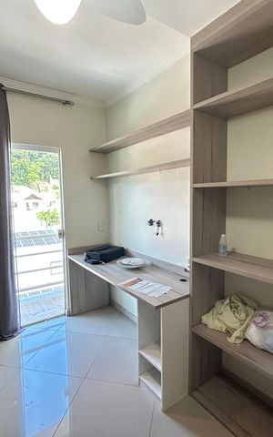 Casa à venda com 390m², 4 quartos e 2 vagasQuarto 2