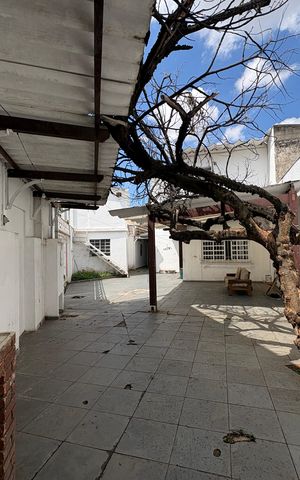 Casa à venda com 189m², 4 quartos e 4 vagas Casa à venda com 189m², 4 quartos e 4 vagasGaragem/ Quintal / Churrasqueira