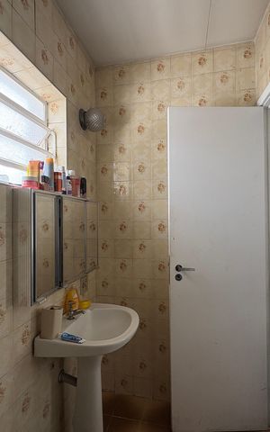 Casa à venda com 189m², 4 quartos e 4 vagas Casa à venda com 189m², 4 quartos e 4 vagasBanheiro da Suíte