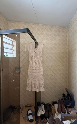 Casa à venda com 189m², 4 quartos e 4 vagas Casa à venda com 189m², 4 quartos e 4 vagasBanheiro