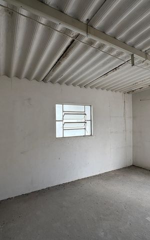 Casa à venda com 189m², 4 quartos e 4 vagas Casa à venda com 189m², 4 quartos e 4 vagasQuarto de Serviço