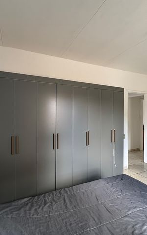 Casa à venda com 189m², 4 quartos e 4 vagas Casa à venda com 189m², 4 quartos e 4 vagasQuarto 2