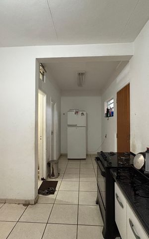 Casa à venda com 189m², 4 quartos e 4 vagas Casa à venda com 189m², 4 quartos e 4 vagasCozinha