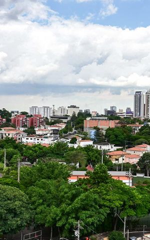 Apartamento à venda com 170m², 4 quartos e 3 vagasVista da Suíte 2