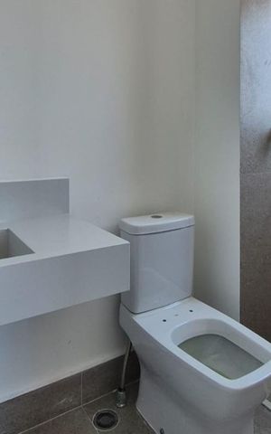 Apartamento à venda com 144m², 3 quartos e 2 vagas Apartamento à venda com 144m², 3 quartos e 2 vagasBanheiro