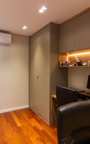 Apartamento à venda com 136m², 3 quartos e 2 vagas Apartamento à venda com 136m², 3 quartos e 2 vagasSuíte 1
