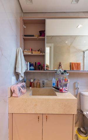 Apartamento à venda com 136m², 3 quartos e 2 vagas Apartamento à venda com 136m², 3 quartos e 2 vagasBanheiro da Suíte 2