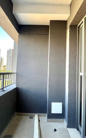 Studio à venda com 25m², 1 quarto e sem vaga Studio à venda com 25m², 1 quarto e sem vagaVaranda