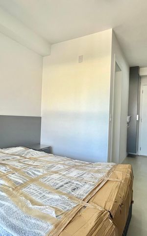 Studio à venda com 25m², 1 quarto e sem vaga Studio à venda com 25m², 1 quarto e sem vagaSala/Quarto