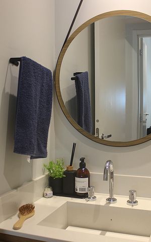 Apartamento à venda com 67m², 2 quartos e 1 vagaBanheiro Social