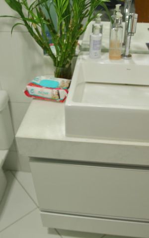 Apartamento à venda com 100m², 2 quartos e 1 vagaBanheiro da Suíte 