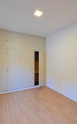 Casa à venda com 130m², 3 quartos e sem vaga Casa à venda com 130m², 3 quartos e sem vagaQuarto 3