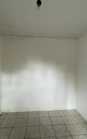 Casa à venda com 54m², 2 quartos e sem vaga