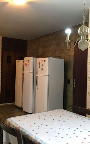 Casa para alugar com 235m², 5 quartos e 3 vagas Casa para alugar com 235m², 5 quartos e 3 vagasCozinha