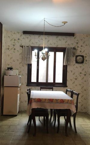 Casa para alugar com 235m², 5 quartos e 3 vagas Casa para alugar com 235m², 5 quartos e 3 vagasCozinha