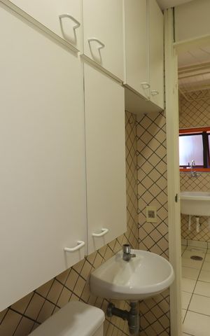Apartamento à venda com 175m², 2 quartos e 2 vagasBanheiro de Serviço