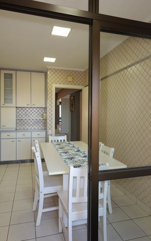 Apartamento à venda com 175m², 2 quartos e 2 vagasVaranda da Cozinha