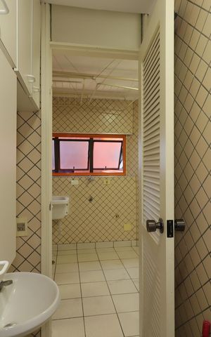 Apartamento à venda com 175m², 2 quartos e 2 vagasBanheiro de Serviço