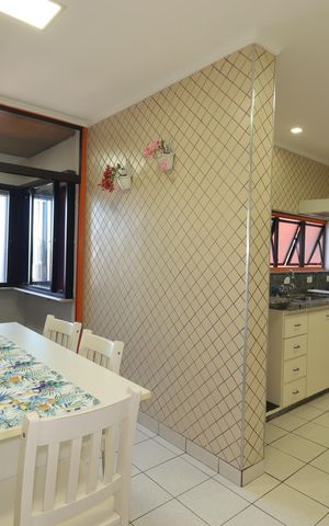 Apartamento à venda com 175m², 2 quartos e 2 vagasCozinha