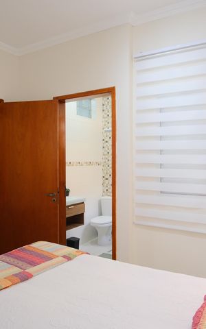 Casa de condomínio à venda com 147m², 3 quartos e 2 vagasSuíte