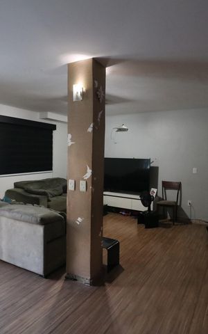 Casa de condomínio à venda com 90m², 3 quartos e 2 vagasSala