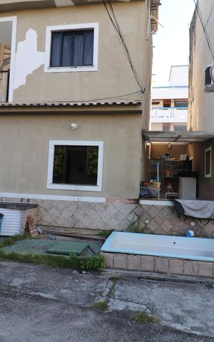 Casa de condomínio à venda com 90m², 3 quartos e 2 vagasÁrea externa
