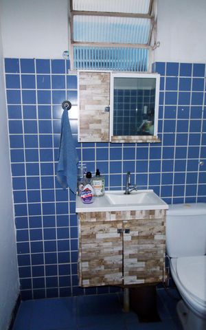 Casa à venda com 68m², 1 quarto e 1 vagaBanheiro
