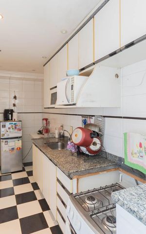 Apartamento à venda com 85m², 2 quartos e 2 vagasCozinha