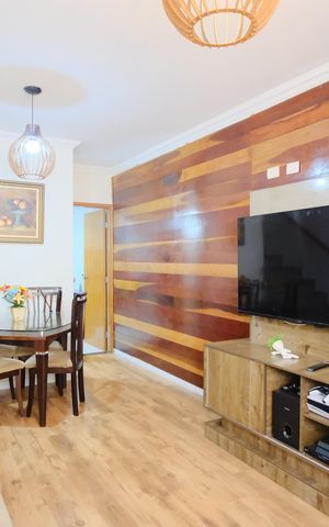 Casa de condomínio à venda com 119m², 2 quartos e 2 vagasSala