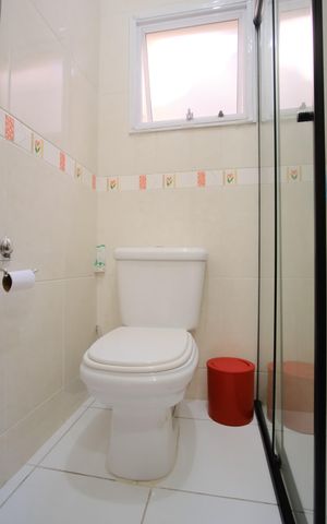 Casa de condomínio à venda com 119m², 2 quartos e 2 vagasBanheiro do sotão
