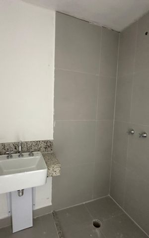 Apartamento à venda com 112m², 3 quartos e 3 vagasBanheiro da Suíte 1