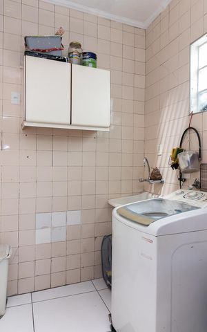 Casa à venda com 95m², 3 quartos e sem vagaÁrea de Serviço