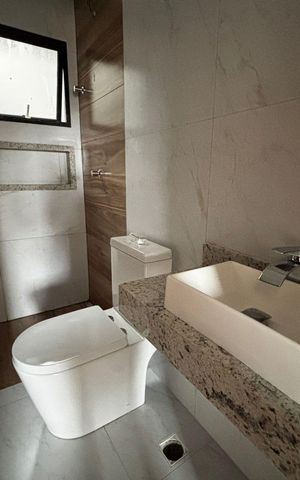 Casa à venda com 160m², 3 quartos e 2 vagas Casa à venda com 160m², 3 quartos e 2 vagasBanheiro